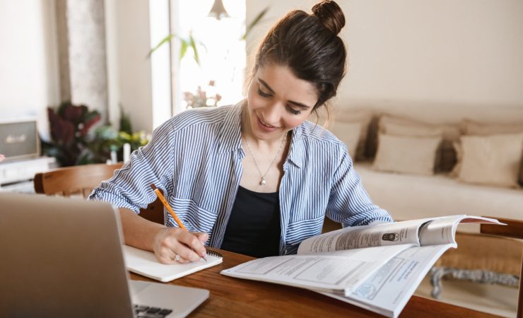 Lavorare senza università