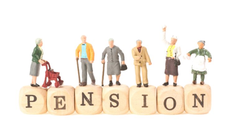 Pensioni, aumenti da dicembre