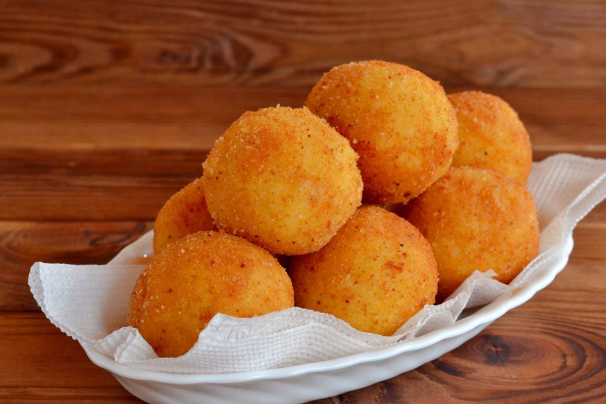 arancini in piatto